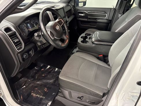 Used 2024 RAM 2500 Big Horn image 23