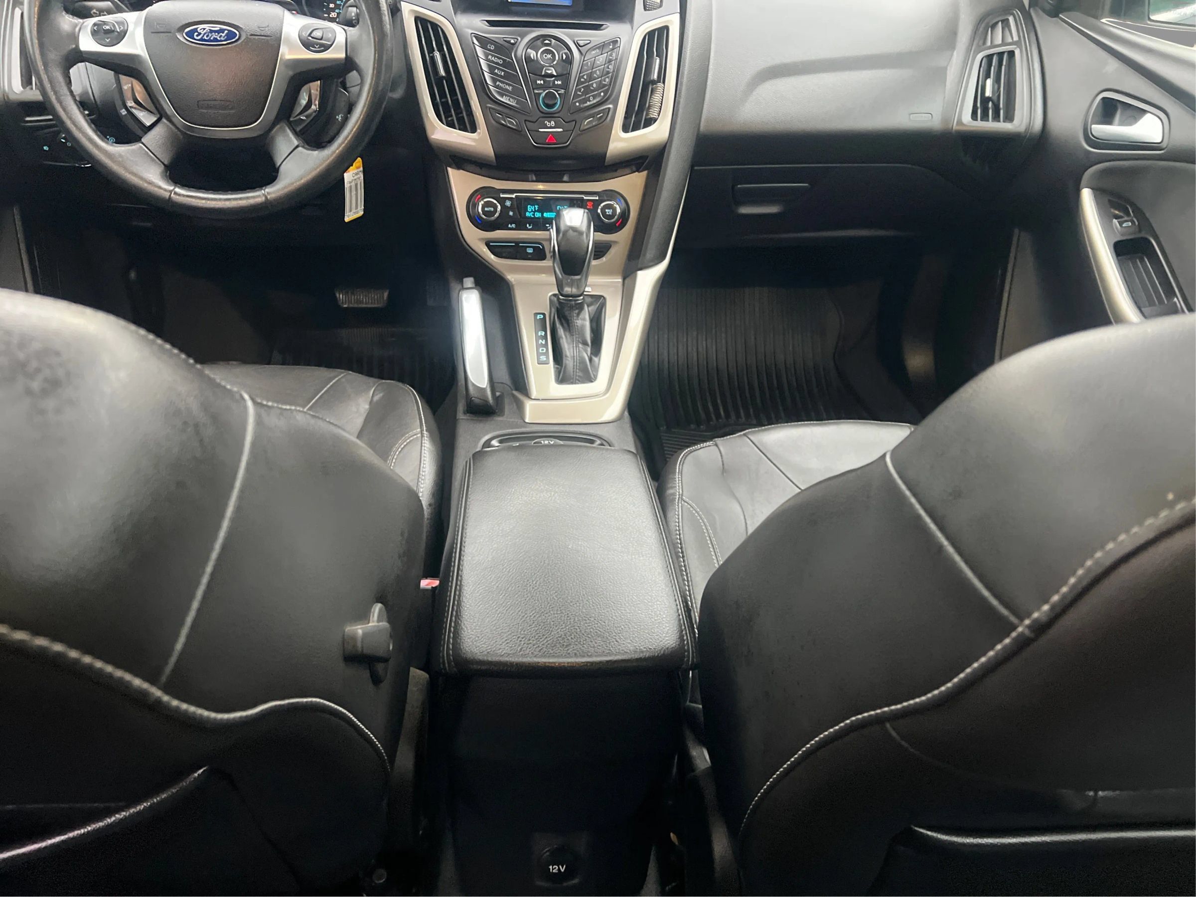 Used 2012 Ford Focus SEL FWD image 21