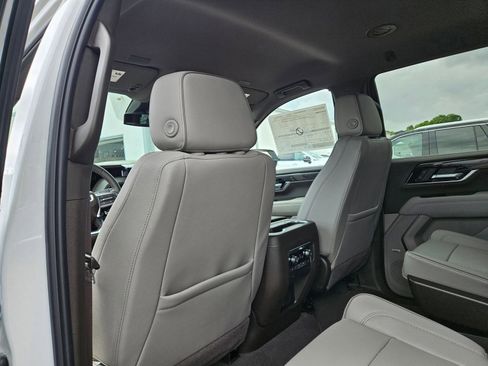 New 2026 GMC Yukon Elevation AWD/4WD image 24