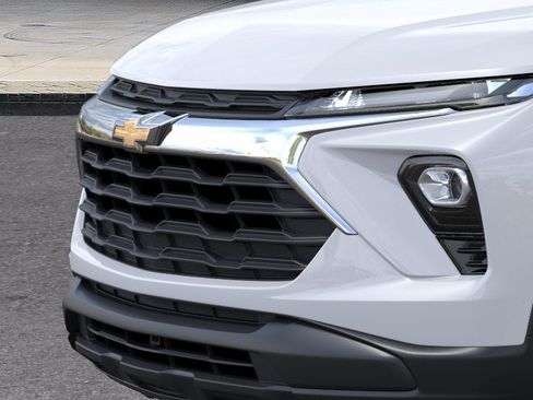 New 2026 Chevrolet TrailBlazer LS FWD image 37