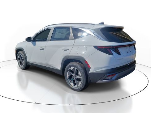 New 2026 Hyundai Tucson SEL image 3