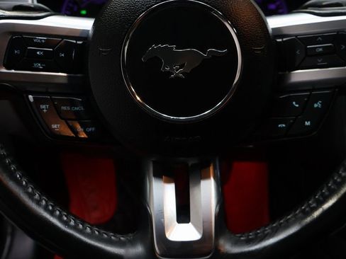 Used 2020 Ford Mustang Premium image 17