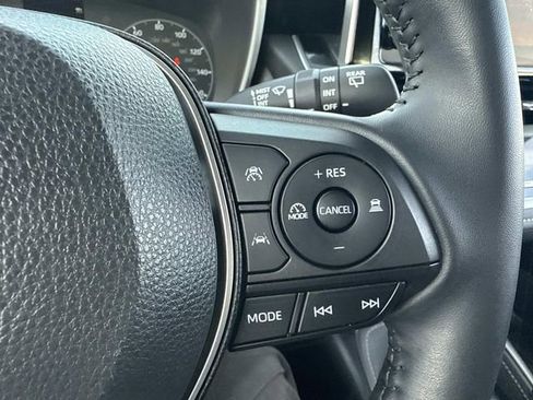 Used 2023 Toyota Corolla SE image 30