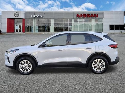 Used 2025 Ford Escape Active AWD/4WD image 7