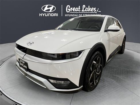 Used 2024 Hyundai Ioniq 5 SEL image 1