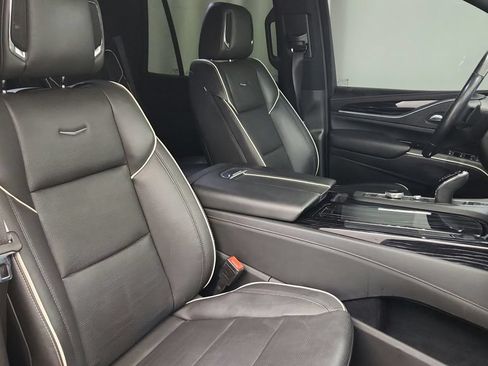 Used 2021 Cadillac Escalade Sport w/ LPO, ONYX Package AWD/4WD image 43