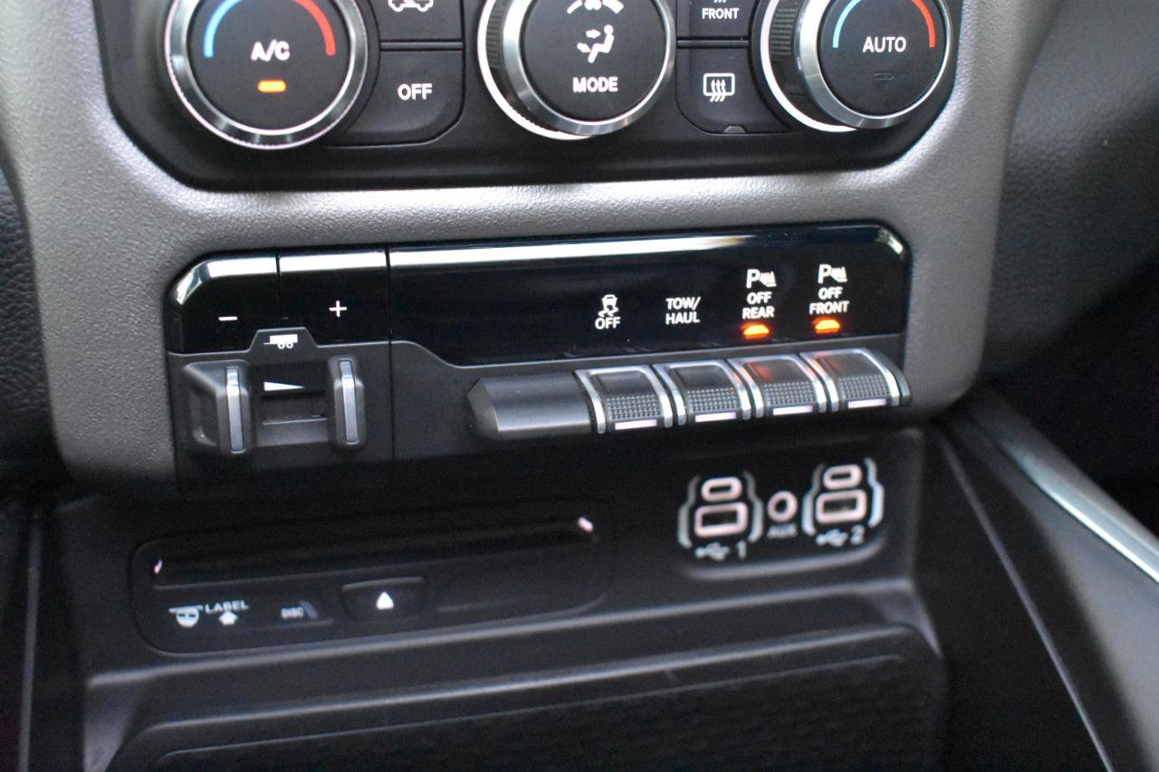 Used 2019 RAM 1500 Big Horn AWD/4WD image 34