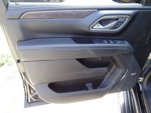 Used 2023 Chevrolet Tahoe LT w/ Luxury Package image 8