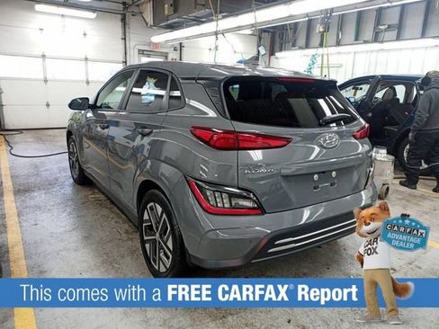 Used 2023 Hyundai Kona Limited image 2