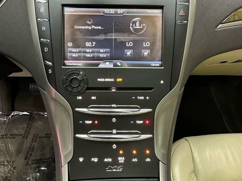 Used 2014 Lincoln MKZ w/ Equipment Group 101A Select image 16