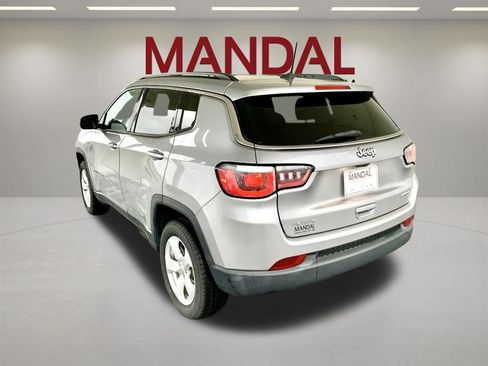 Used 2019 Jeep Compass Latitude w/ Popular Equipment Group AWD/4WD image 7