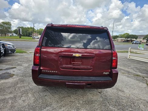 Used 2016 Chevrolet Suburban LT w/ Texas Edition Package image 8