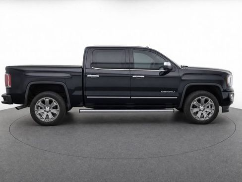 Used 2017 GMC Sierra 1500 Denali w/ Denali Ultimate Package AWD/4WD image 2