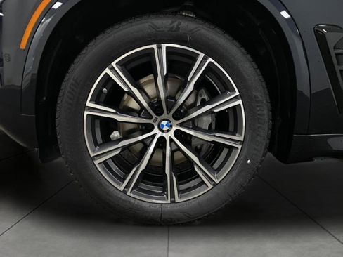 New 2026 BMW X5 xDrive40i w/ M Sport Package image 14
