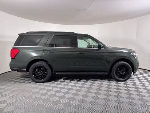 Certified 2022 Ford Expedition XLT image 13