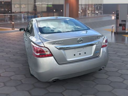 Used 2013 Nissan Altima 2.5 SV w/ 2.5SV Convenience Pkg FWD image 8