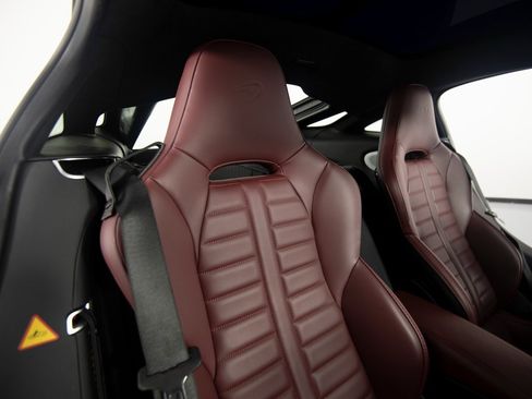 New 2025 McLaren GTS image 29