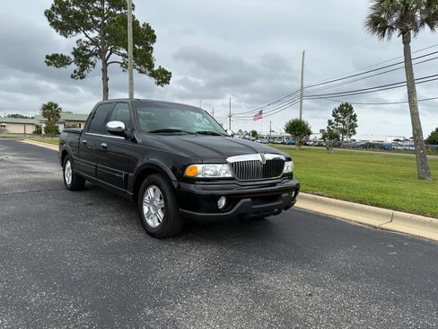 Used 2002 Lincoln Blackwood RWD image 4