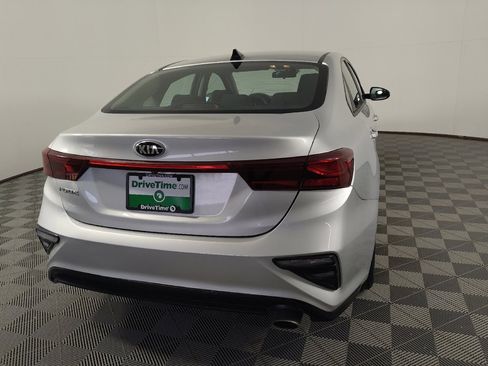 Used 2021 Kia Forte LXS FWD image 11