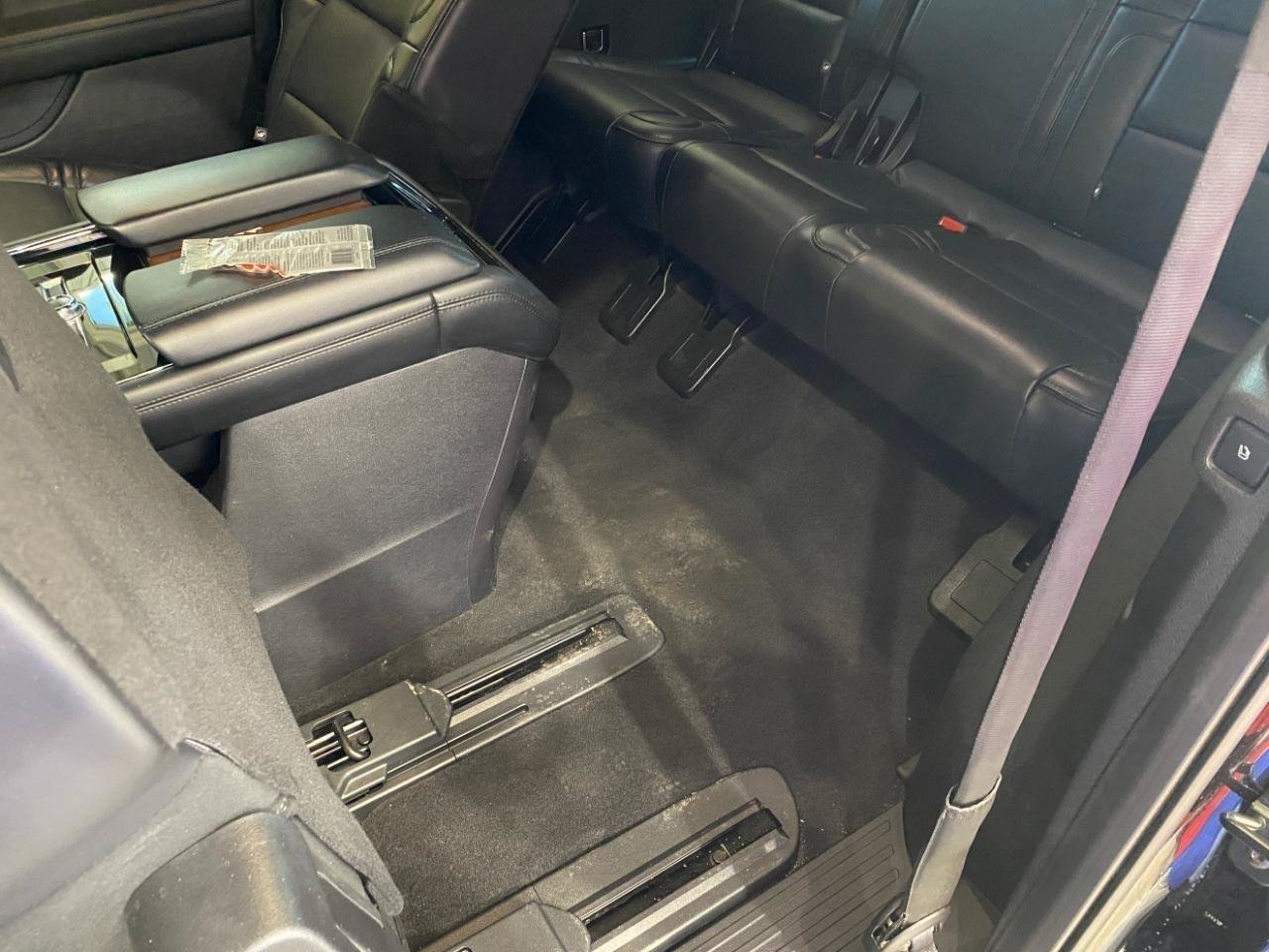 Used 2019 Lincoln Navigator L Reserve AWD/4WD image 23