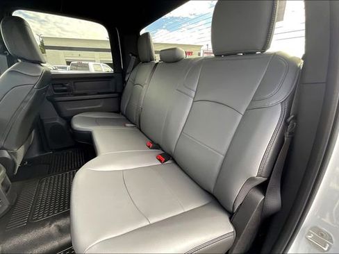 New 2026 RAM 2500 Tradesman w/ Chrome Appearance Group image 10