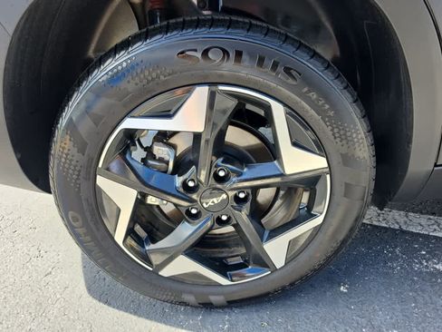 Used 2026 Kia Seltos S AWD/4WD image 16