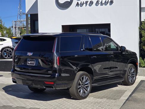 Used 2024 Cadillac Escalade Sport image 4