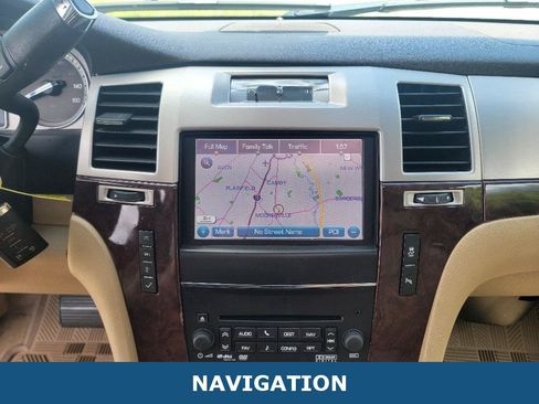Used 2014 Cadillac Escalade Premium AWD/4WD image 6