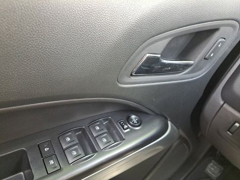 Used 2021 Chevrolet Colorado ZR2 w/ Colorado ZR2 Bison Edition AWD/4WD image 32
