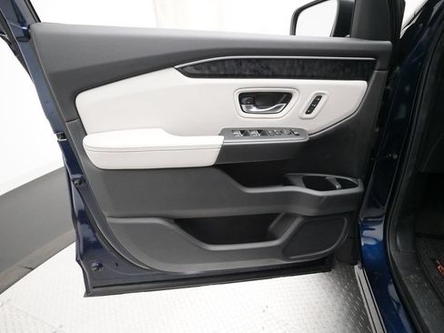 Certified 2026 Honda Passport TrailSport Elite image 27