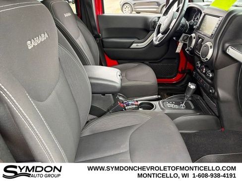 Used 2017 Jeep Wrangler Unlimited Sahara w/ Dual Top Group image 22