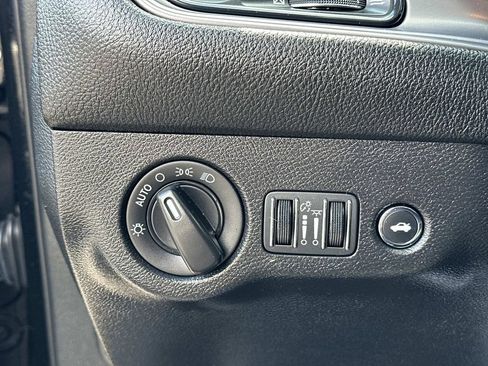 Used 2023 Dodge Challenger GT RWD image 18