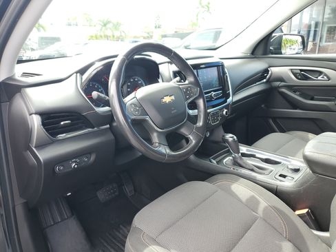 Used 2018 Chevrolet Traverse LT image 12