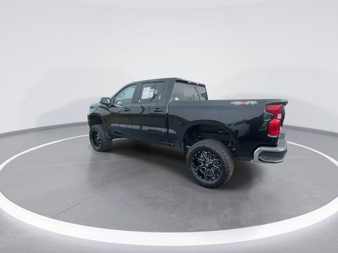 Used 2025 Chevrolet Silverado 1500 LT image 6