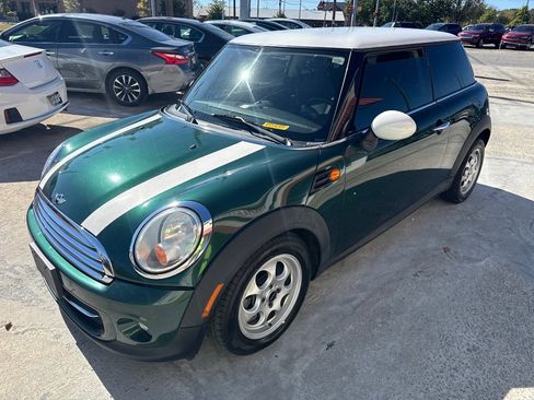 Used 2012 MINI Cooper Hardtop image 1