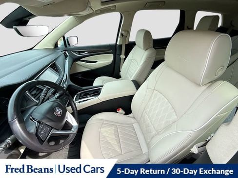 Used 2024 Buick Enclave Avenir w/ Avenir Technology Package AWD/4WD image 29