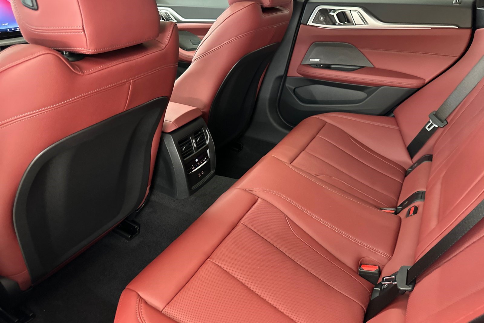 New 2026 BMW M440i w/ Premium Package RWD image 28