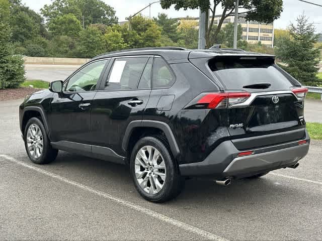 Used 2019 Toyota RAV4 Limited w/ Advanced Technology Package AWD/4WD image 23