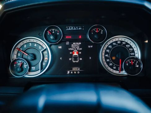 Used 2019 RAM 1500 Laramie w/ Convenience Group image 19