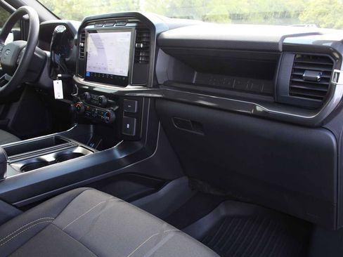 Used 2024 Ford F150 STX AWD/4WD image 17
