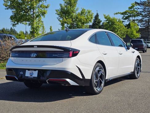 New 2025 Hyundai Sonata SEL image 7