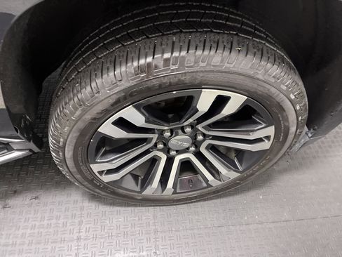 Used 2020 GMC Yukon XL SLT AWD/4WD image 27