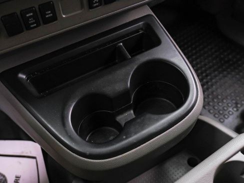 Used 2019 Nissan NV 2500 SV w/ Navigation Package image 20