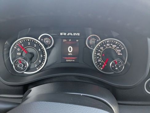 Used 2024 RAM 2500 Big Horn image 17