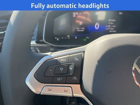 New 2026 Volkswagen Jetta SE image 10