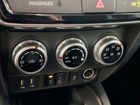 Used 2024 Mitsubishi Outlander Sport SE image 23