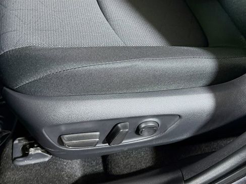 Certified 2025 Toyota RAV4 XLE AWD/4WD image 18