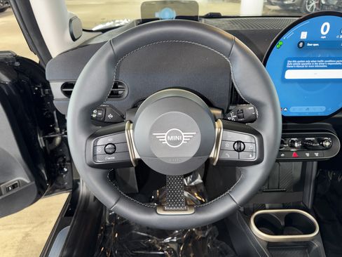 Used 2025 MINI Cooper S FWD image 17