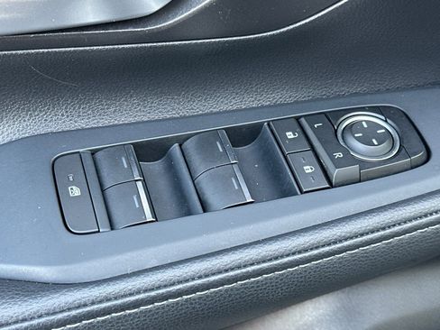 Certified 2025 Toyota Grand Highlander AWD image 14