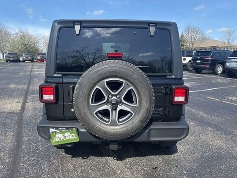 Used 2020 Jeep Wrangler Sport image 6